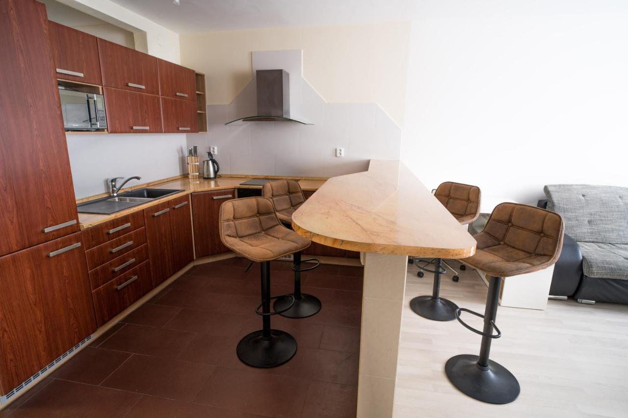Vodni With Parking Apartment